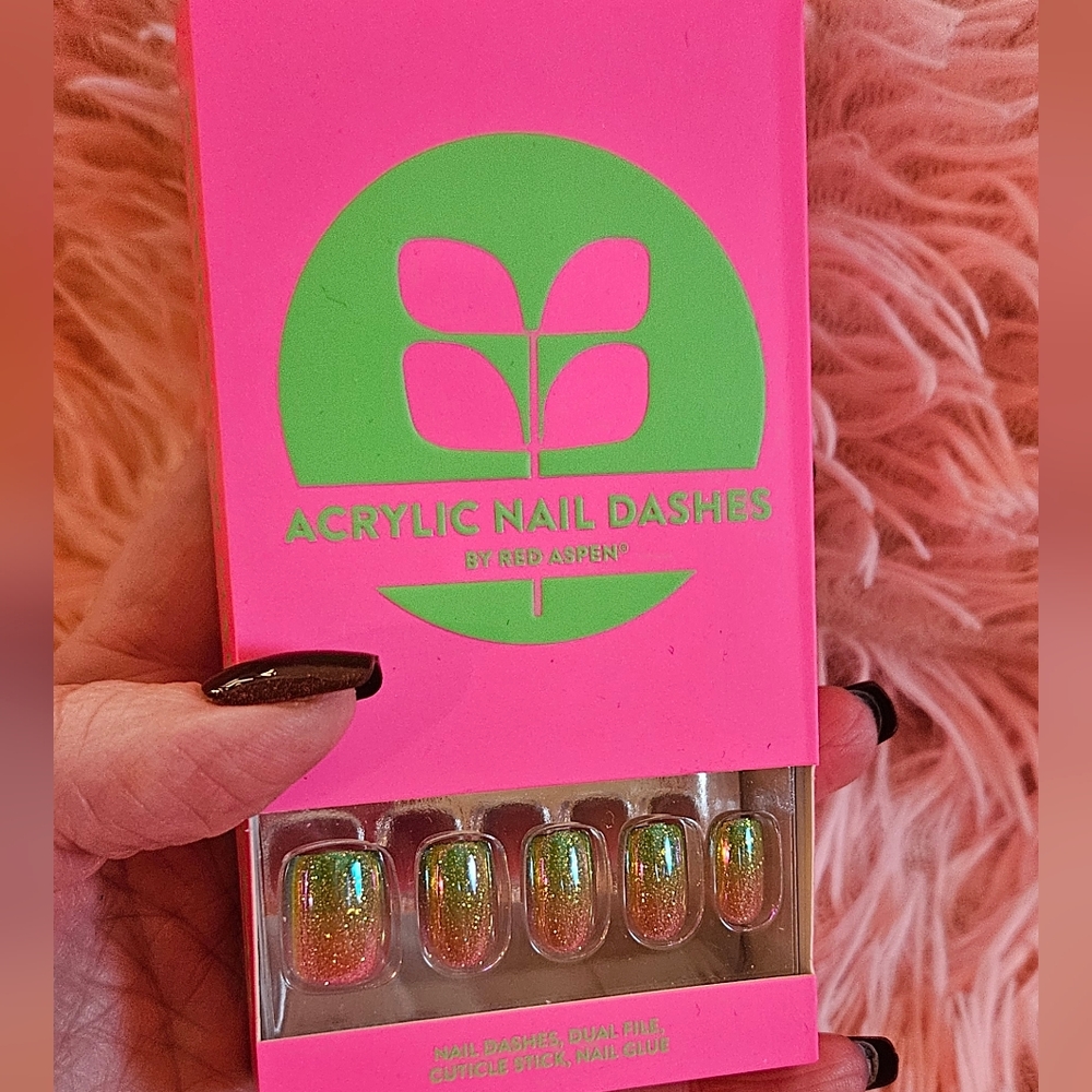 Red Aspen Glitter Press-On Nails - Gold and Pink
